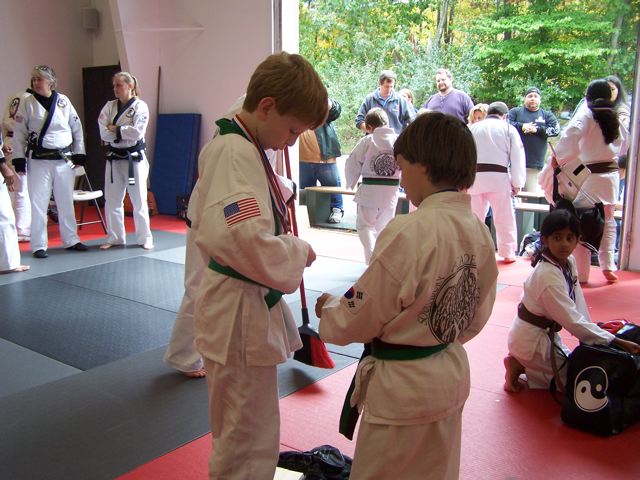 image023