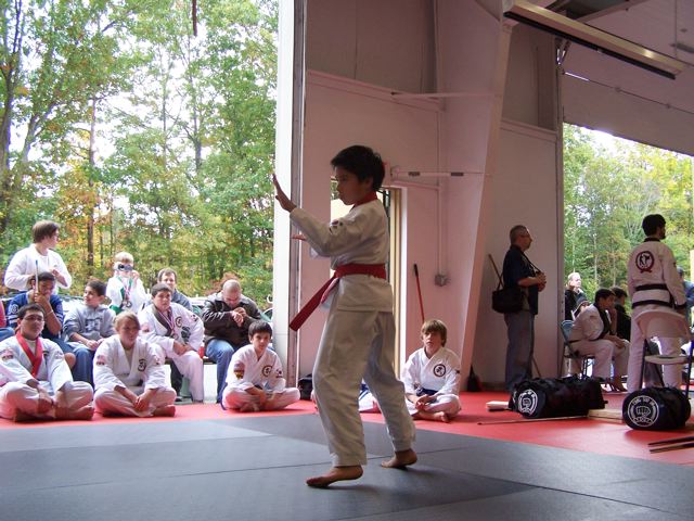 image033